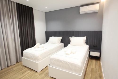 Two-Bedroom Apartment image 7