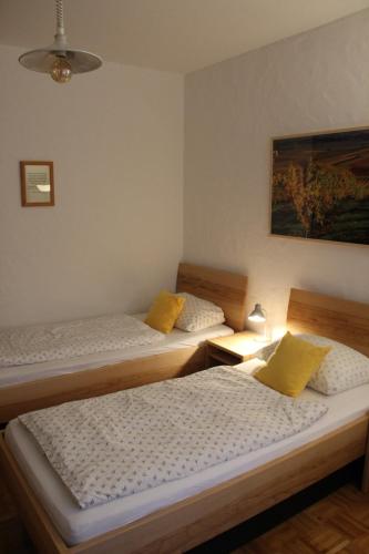 Hotel-Bio Gasthaus Am Felsenkeller 1.9km von Schöneck entfernt