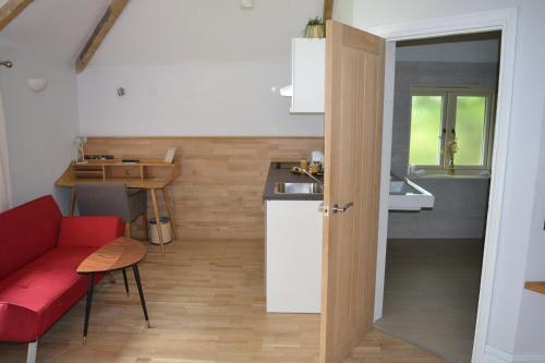 The Kingsley at Eversley - image 6