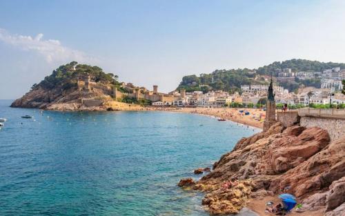 Tossa Beach Center — Photo 2