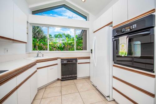 SWISS 29 - Golf Course - image 10