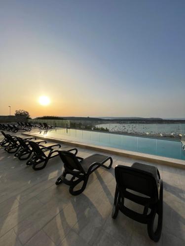 Swimming pool, Hotel VIU57 in Mellieha