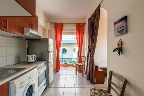 Golden Beach Hill Apartments 4