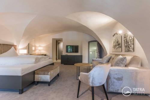 TATRA SUITES Boutique Suites Deforte Secret Chamber in Spisska Sobota