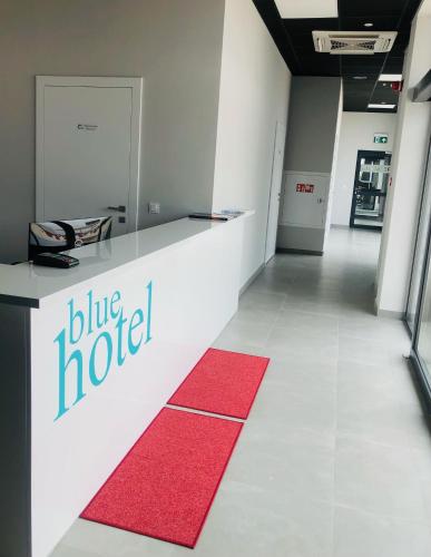 blue hotel in 卡利什
