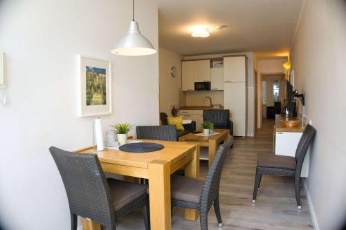 FeWo mit Meerblick, gratis Nutzung vom AHOI Erlebnisbad und Sauna in Sellin - Haus Blick zur See FeWo 02, Göhren (fotografie 7)