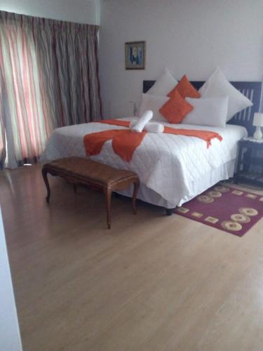 . Ezamampondo Guest House