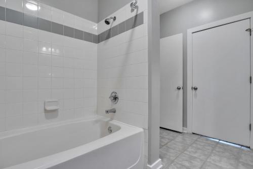 Modern Suite - Inman Park Near Main Attractions