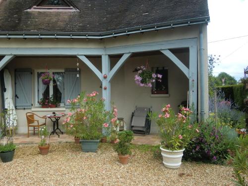 Chambre d'hôtes LA BELLE SAISON (Chambre d'hotes LA BELLE SAISON) in Chateau-Renault