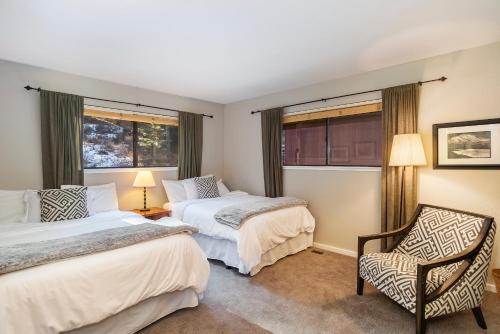 Archie's Bungalow by Tahoe Mountain Properties - image 7