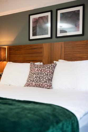 Innkeeper's Lodge Weybridge - image 5