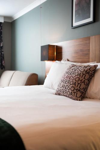 Innkeeper's Lodge Weybridge - image 12