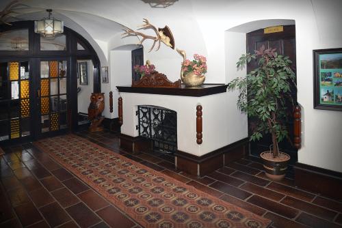 Lobby, Hotel Zlatá Labuť (Hotel Zlata Labut) in Kraliky