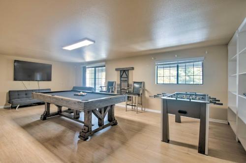 Pine Mountain Club Getaway with Game Room!