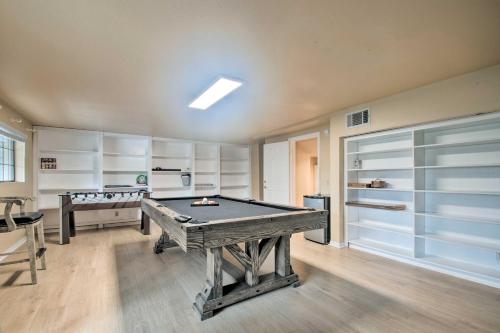 Pine Mountain Club Getaway with Game Room!