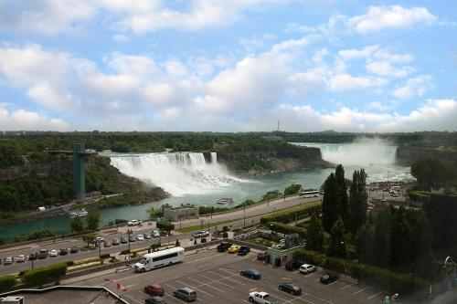 Crowne Plaza Hotel-Niagara Falls/Falls View, an IHG Hotel