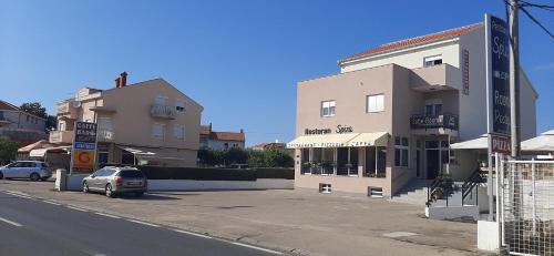Posteja Rooms 3