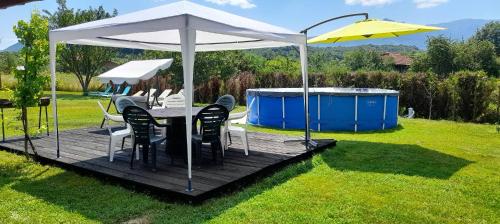 บริการและสิ่งอำนวยความสะดวก, Къща за гости "Край Реките" (Къща за гости "Краи Реките") in เอพริลตซิ