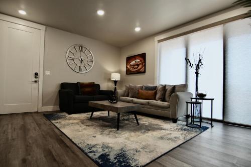 Pipedream Retreat at Sage Creek with Heated Pool - image 8