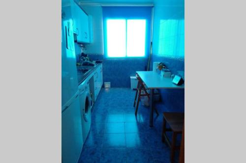 Apartamento compartido NO ES APARTAMENTO ENTERO 40 metros playa