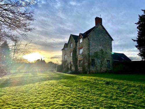 B&B Atherstone - Abbey Farm Bed And Breakfast - Bed and Breakfast Atherstone