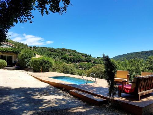 Maison Darshan piscine 11 personnes