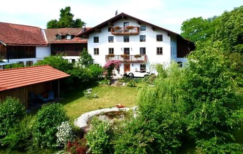 Kötzing am Golfplatz in Chieming, Deutschland