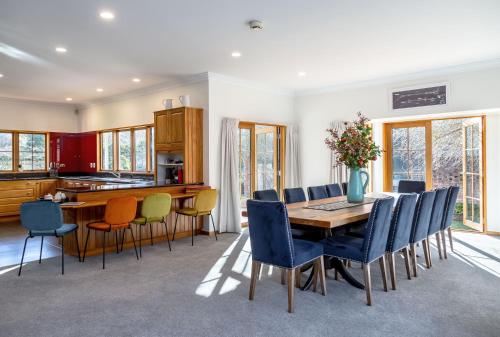 Longbush Estate in เฟียเธอร์สตัน