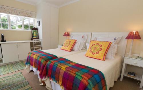 Cornerway House Room Type - Twin Room