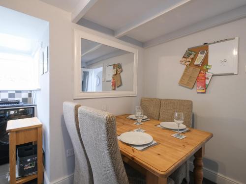 74 Charlestown Road - image 12