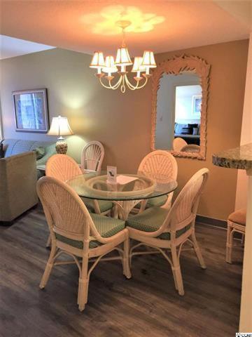 Beach Colony Ocean View Condo - 2 bedroom 2 bath - Perfect for 8! - image 3
