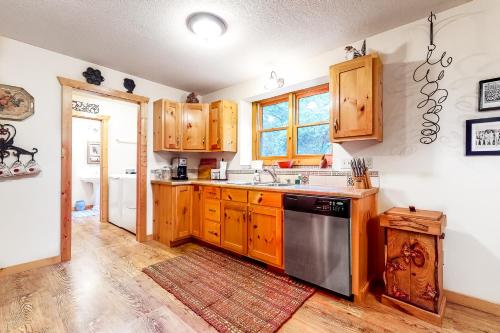 Terra Cottage - main image