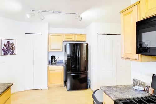 Comfortable Mountain Retreat - image 4