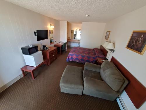 Riverside Inn