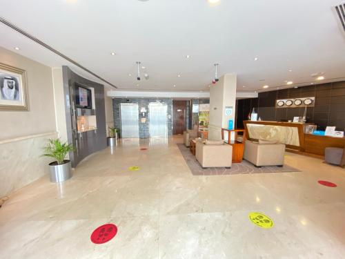 Phoenix Plaza Hotel Apartments - Lobby