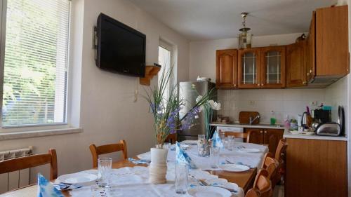 virtuve, Pamir Guest House in Šipkovo