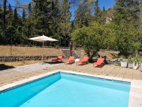 Appartement de 3 chambres avec piscine partagee jardin amenage et wifi a Berre les Alpes