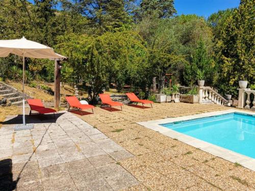 Appartement de 3 chambres avec piscine partagee jardin amenage et wifi a Berre les Alpes