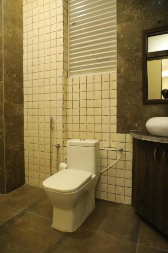 Brigadier's Plantation Retreat Near Gurgaon