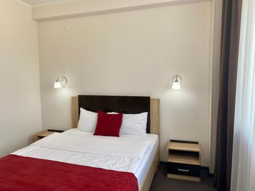 Maksim Hotel - image 7
