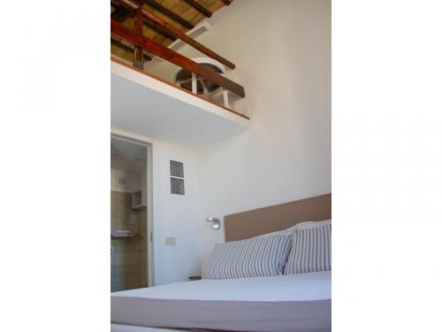 The Best Rent - Three-bedroom apartment close to Colosseo