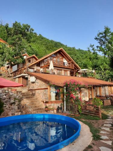 Kilátás, Robinson Sunset Guest House in Lagadin