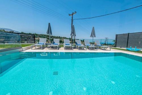 Villa Anthi, a modern villa with salted water pool,hot tub & BBQ!, Réthymno (fotografie 3)