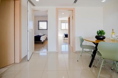 Designed apartment with balcony and sea view- YalaRent