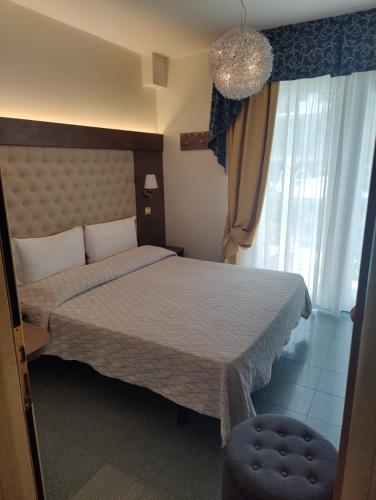 Hotel Ambassador - image 4