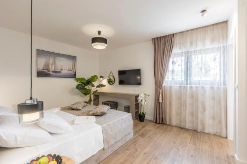 Luxury Villa Diana with heated pool