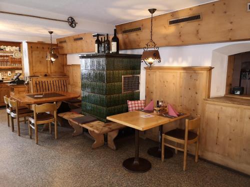 餐廳, Historisches Hotel Piz Ela Bergün (Historisches Hotel Piz Ela Bergun) in 貝爾金