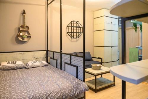 Entire apartment with free parking in Budva