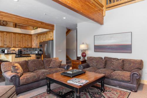 Glenfiddich #204: located minutes from the slopes - image 10