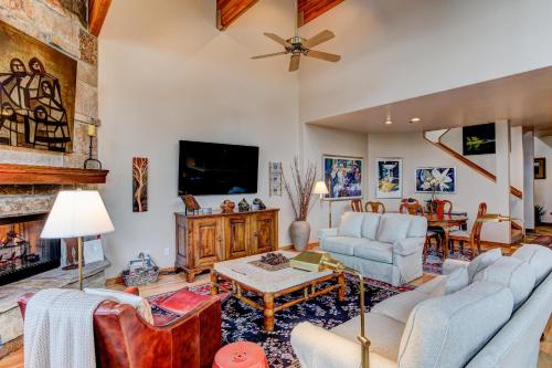 Twin Pines 3 - image 14